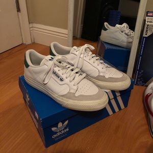 Adidas Men’s Continental Shoes Sz 10